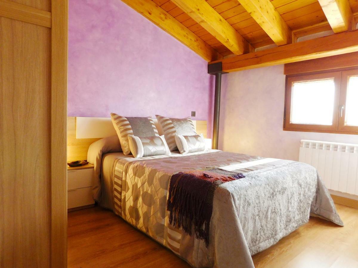 Apartamento Ribera Del Duero Reserva Tubilla del Lago Luaran gambar